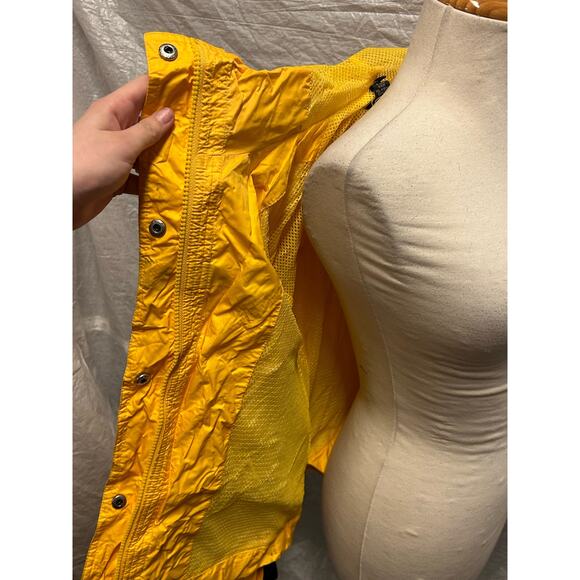 DNKY Medium Yellow Reflective Windbreaker Jacket, Zipup Pockets and Middle - Picture 8 of 9